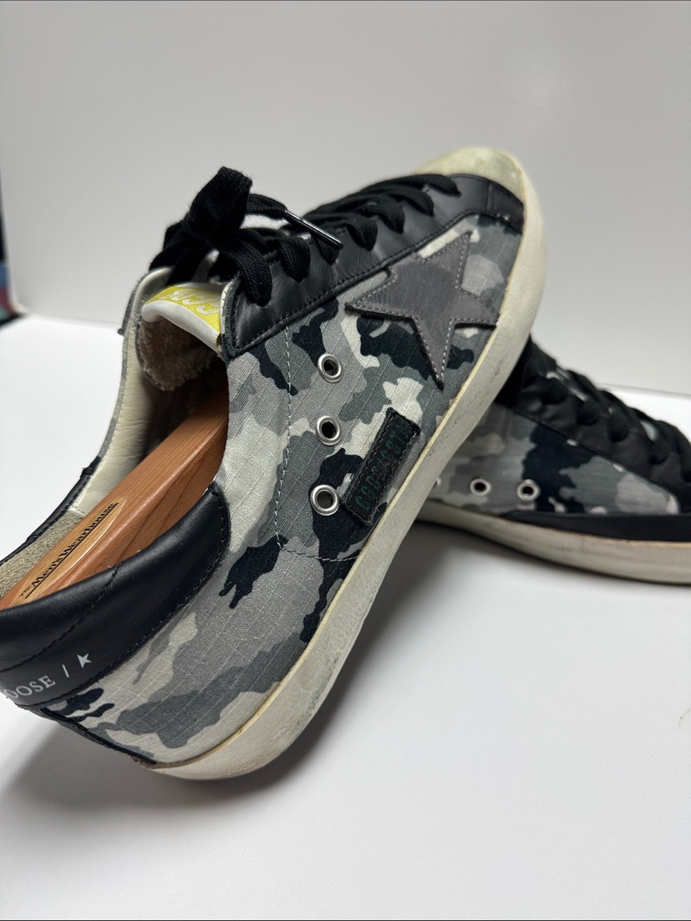 Golden Goose Men’s Gray Camo Superstar Sneakers with Black Accents - Picture 2 of 12